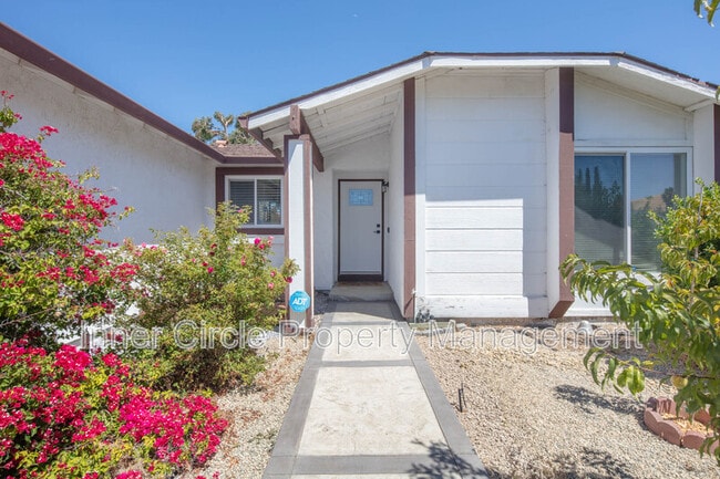 Photo - 2225 Mt Whitney Dr