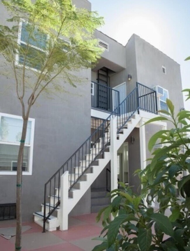 Photo - 1175 N New Hampshire Ave