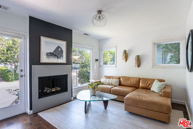 Photo - 4870 Stratford Rd