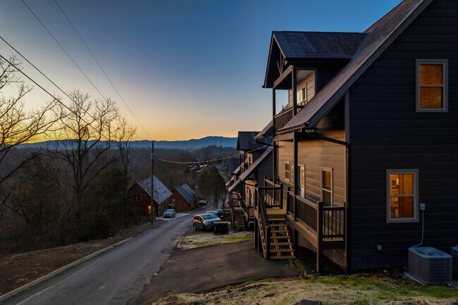 Photo - 2127 Eagle Feather Dr