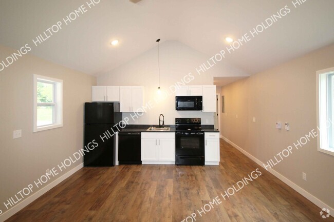 Building Photo - 39 Hilltop Rd Rental