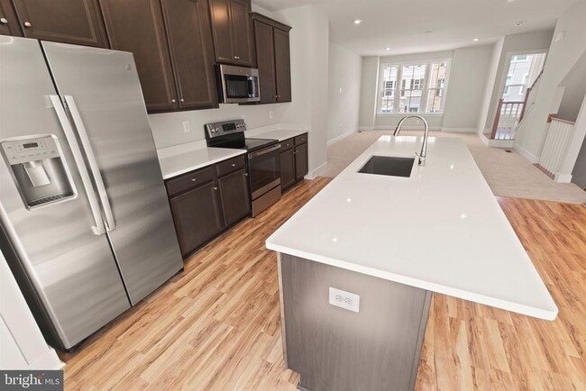 Building Photo - 10512 Hinton Wy Rental