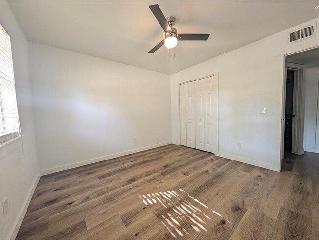 Photo - 904 N Cardinal Dr