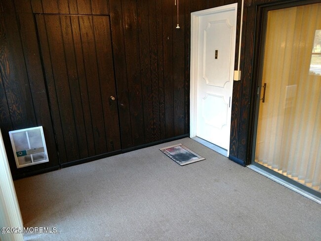 Photo - 137 Amberly Dr