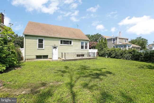 Photo - 112 W Washington St