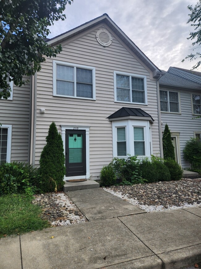 Building Photo - 239 Morningside Dr Rental