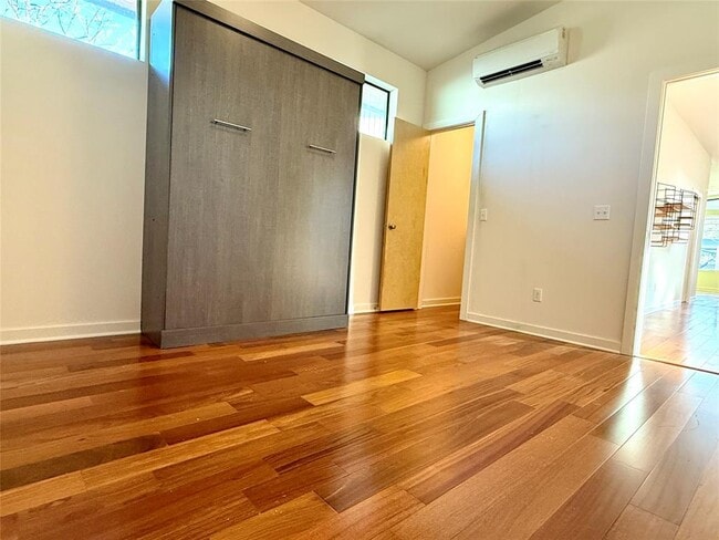 Building Photo - 416 Starlight Vlg Lp