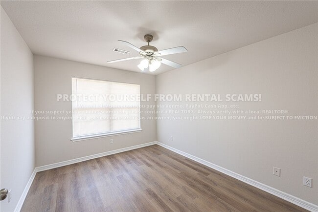 Photo - 741 Harvest St