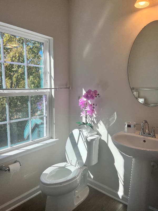 Photo - 7977 Independence Dr