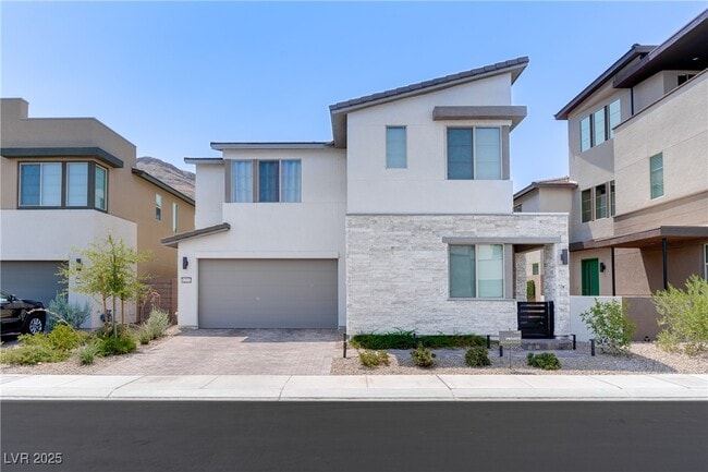 Building Photo - 6333 Redstone Hls Dr Rental