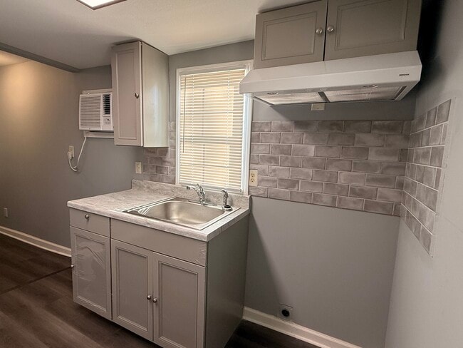 Photo - 132 Patten St