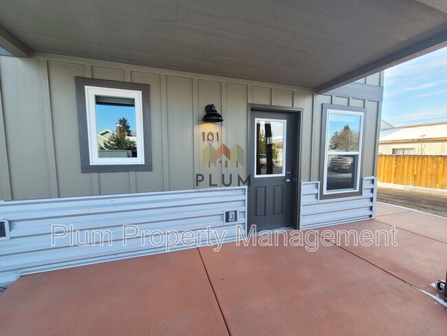 Photo - 1611 Montana St Unit #102