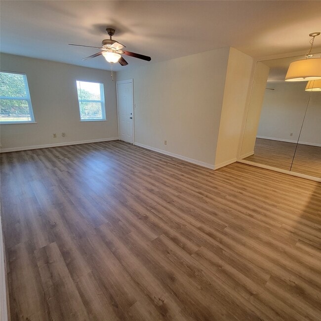 Photo - 11649 Chimney Rock Rd Unit True