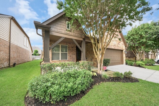 24219 Peralta Glen Ln