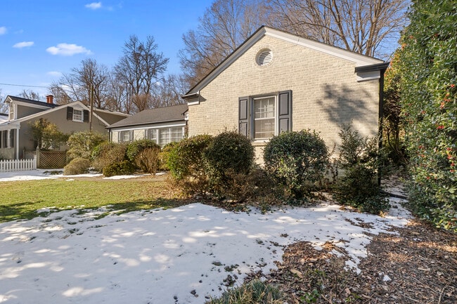 Photo - 221 W Avondale Dr