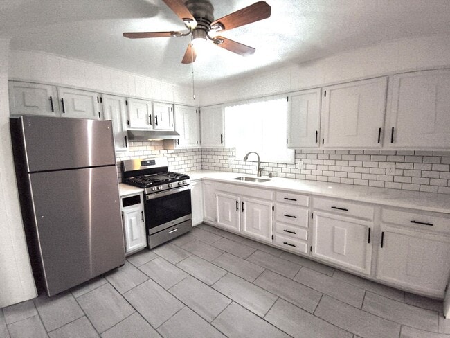 Photo - *****North Providence/Woodville Single Family - $2,995*****