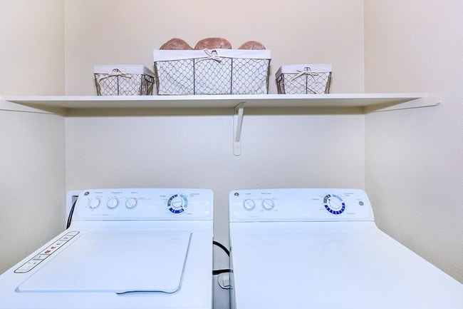 Boulder Creek Apartments