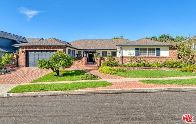 3071 McConnell Dr