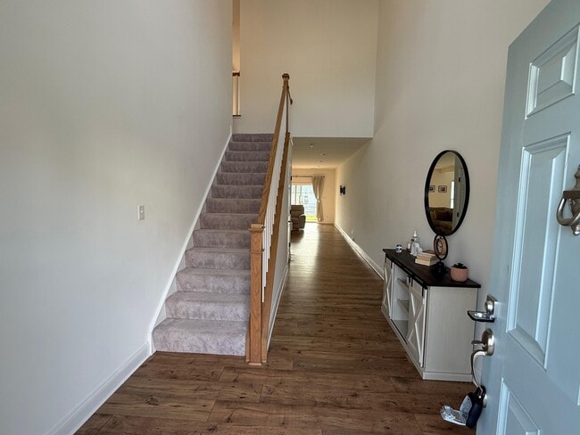 Photo - 7048 Dunton Rd