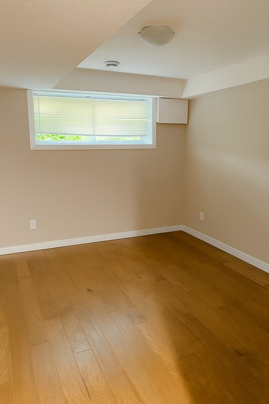Photo - 10135-10161 161 St NW