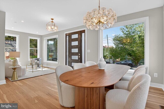 Photo - 5310 Cathedral Ave NW