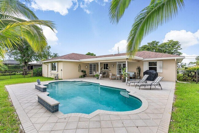 Photo - 4690 Palo Verde Dr