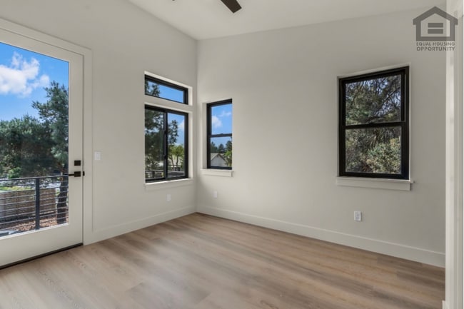 Photo - 2045 SW Umatilla Ave Unit 2045 SW Umatilla Ave  102
