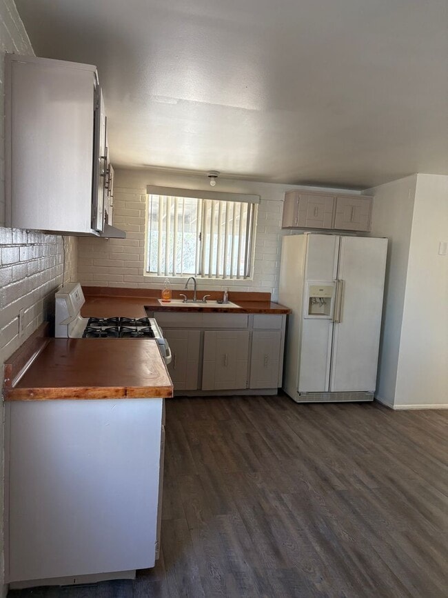 Photo - Classic Eastside 3/2 SFR