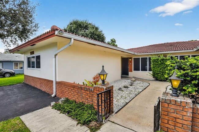 Photo - 10071 NW 36th St