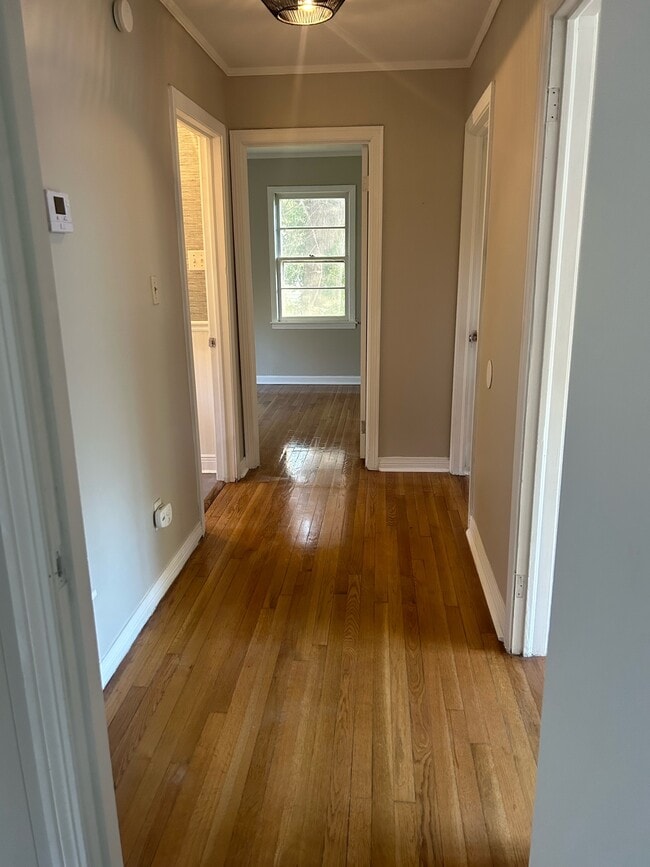 Photo - 1602 Lambard Dr