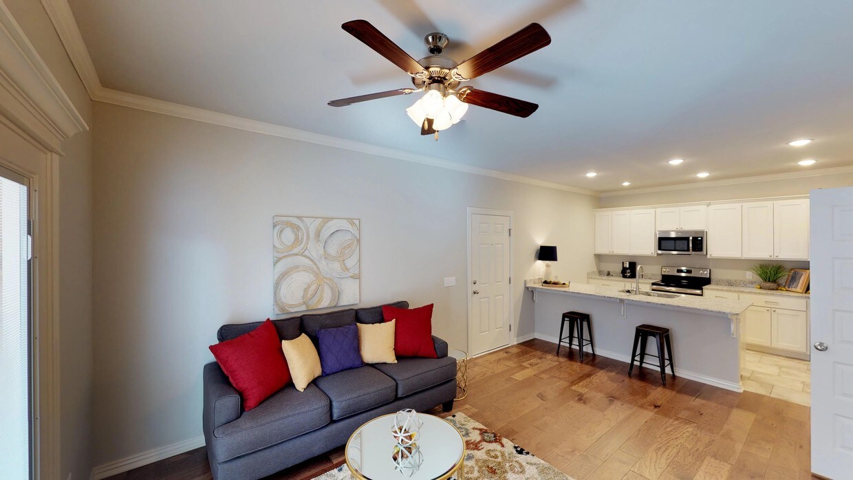 Photo - Woodland Park Apartments