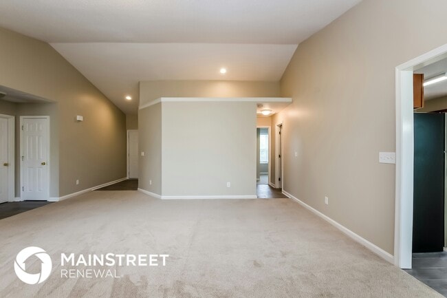 Photo - 110 Medford Cir