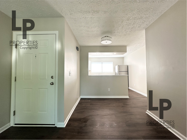 Photo - 2825 Snow Rd