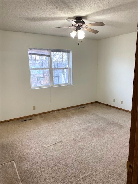 Building Photo - 442 Ferry St Rental