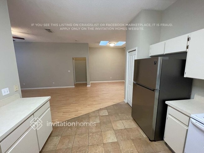 Photo - 1900 Woodcut Dr