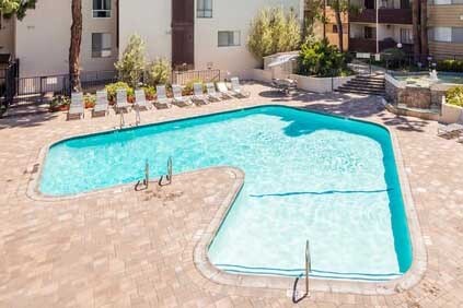 Large pool - 6050 Canterbury Dr Condo Unit F building