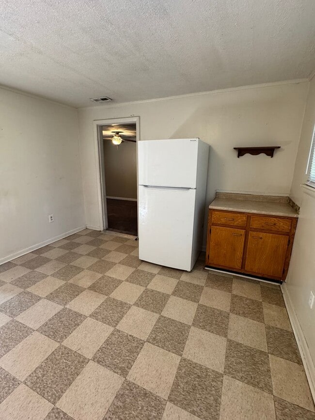 Photo - 221 Remus Ln