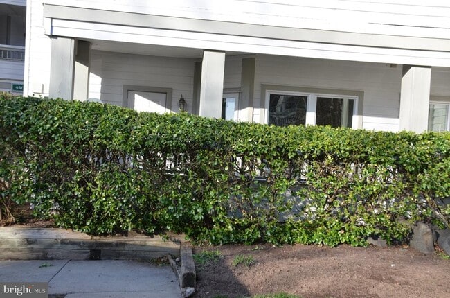 Building Photo - 4409 Fair Stone Dr Unit 101