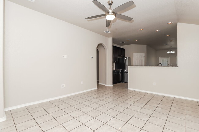 Photo - 119 Katy Post