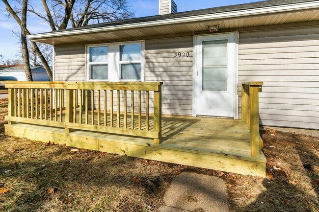 Photo - 3920 Vinton St