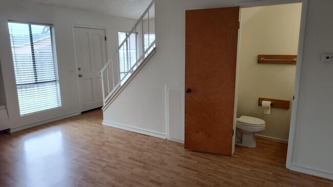 1216 Baden Ave