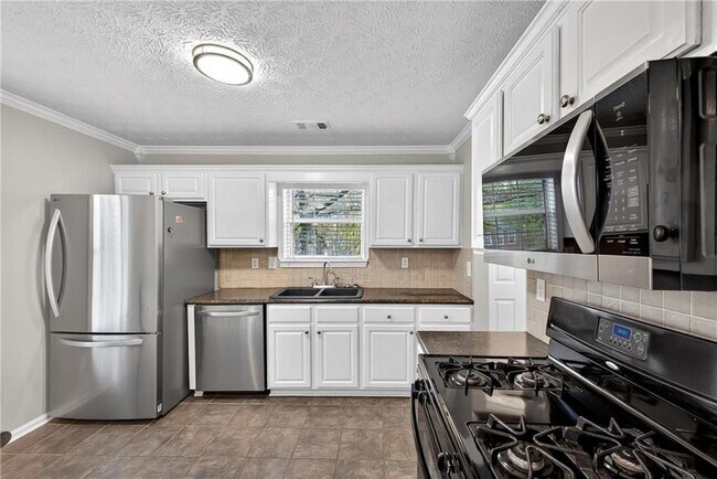 Photo - 1418 Shiloh Way NW