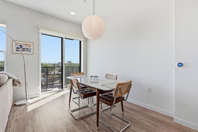 4510 Terry-O Ln Unit 421