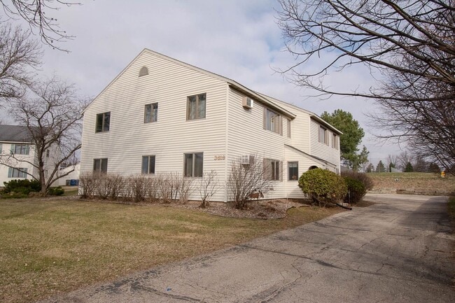 Photo - Secure Main Floor Condo w/ Garage!