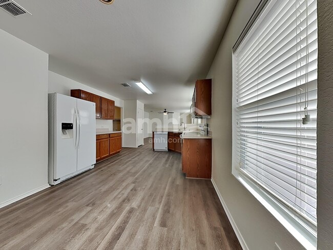 Photo - 1995 Kickapoo Trl