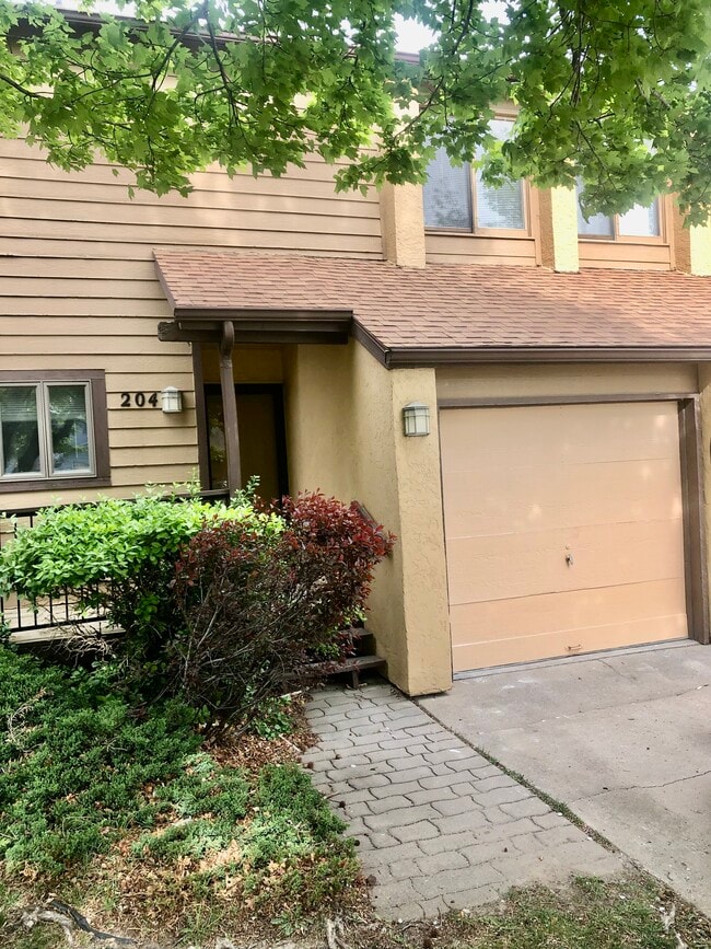 Photo - 2405 S Capri House Unit #204
