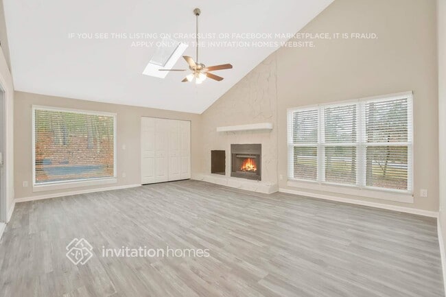 100 Lookout Way