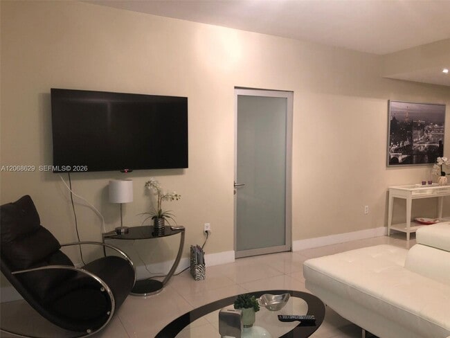 Photo - 90 SW 3rd St Unit 3802