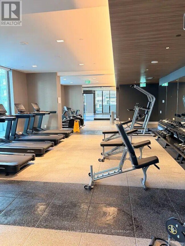 Photo - 65 Broadway Ave Unité 2702