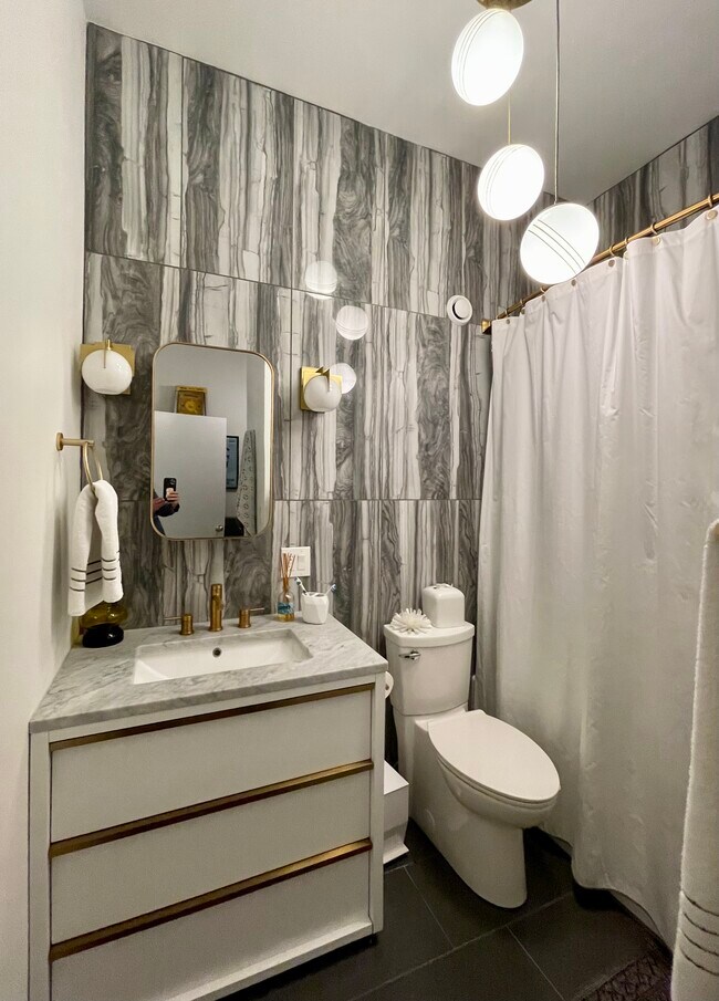 Photo - 600 S Dearborn St Unidad 207